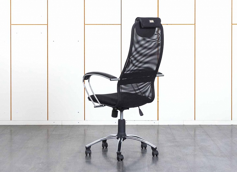 Офисное кресло руководителя   Ткань Черный   (КРТЧ4-03120уц)