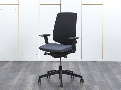 Офисное кресло для персонала  Profim Ткань Серый Light Up 230S  (КПТС-12092(нов))