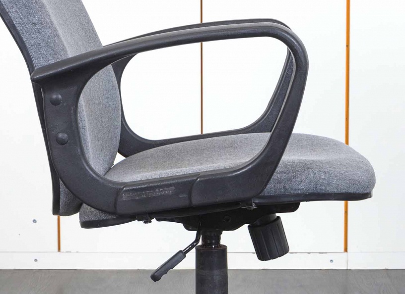 Офисное кресло руководителя   Ткань Серый   (КРТС1-12011)