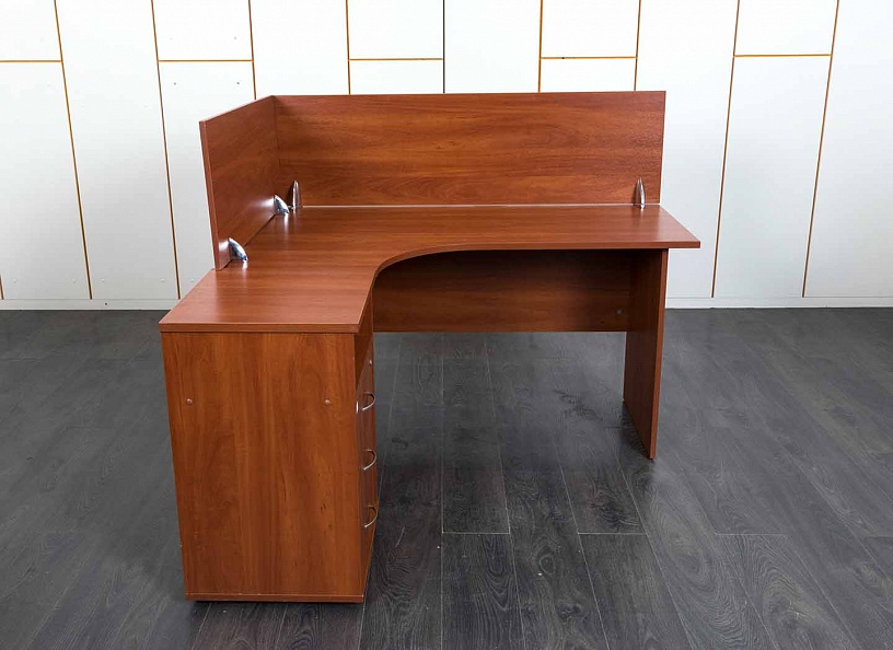 Комплект офисной мебели стол с тумбой  1 400х900х750 ЛДСП Вишня   (СПУШлК-29120)