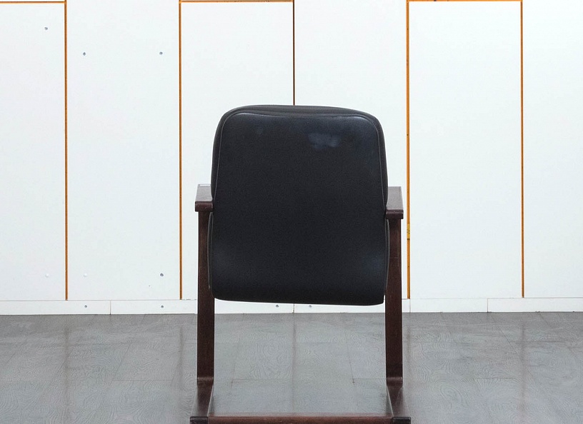 Офисный стул  Кожзам/дерево Черный   (УДКЧ-21011)