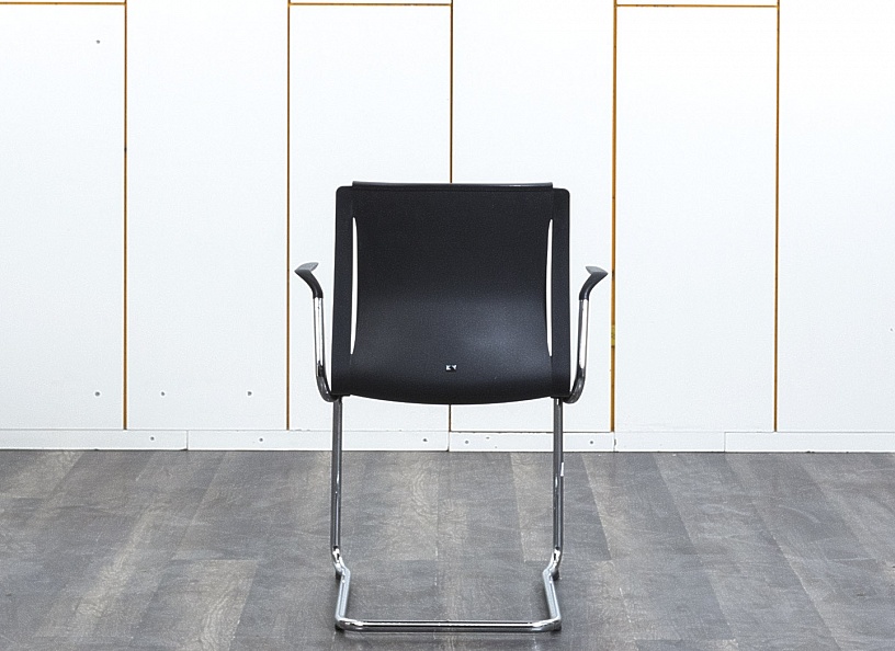 Конференц кресло для переговорной  Черный Ткань König+Neurath KiNETA Visitor кресло  (КДТЧ-26103)