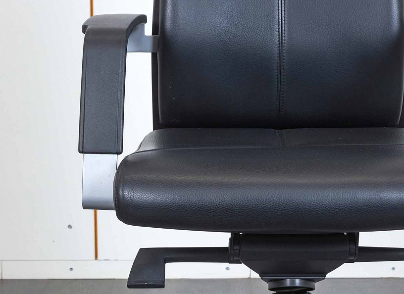 Офисное кресло руководителя  Sitland  Кожа/металл Черный Madera  (КРКЧ1-11011)