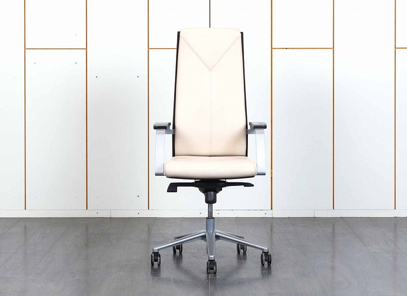 Офисное кресло руководителя  Sitland  Кожа/металл Бежевый Madera  (КРКБ-11011)