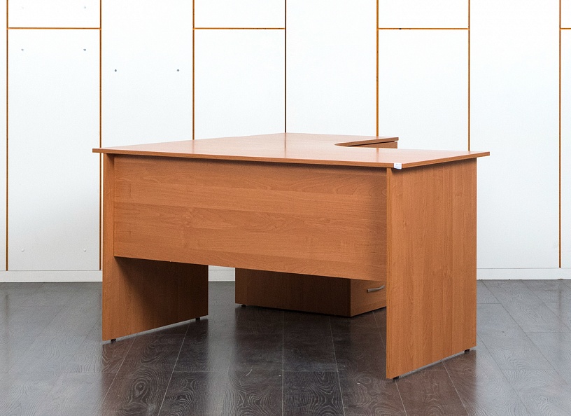 Комплект офисной мебели стол с тумбой  1 380х1 360х730 ЛДСП Ольха   (СПУЛК2п-03110)