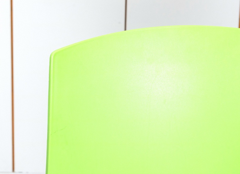 Офисный стул Kinnarps Пластик Зеленый   (УНПЗ-24110)