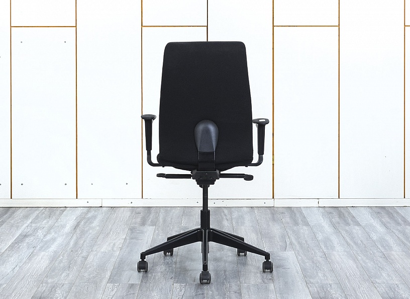 Офисное кресло руководителя   Ткань Черный   (КРТЧ2-17023)