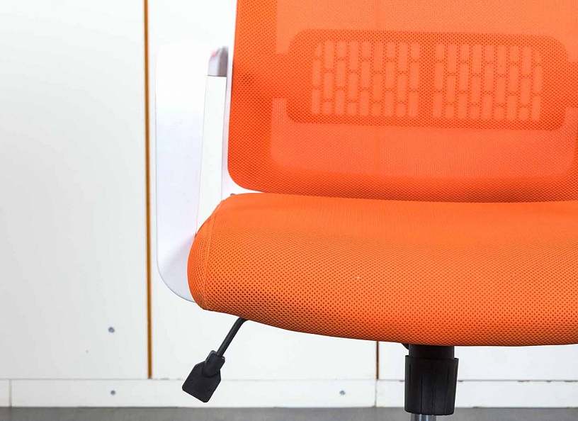 Офисное кресло руководителя   Ткань Оранжевый   (КРТО1-11011)