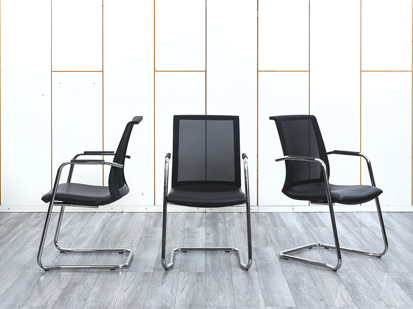 Конференц кресло для переговорной  Черный Сетка Profoffice Skin  (УДСЧ-01044)