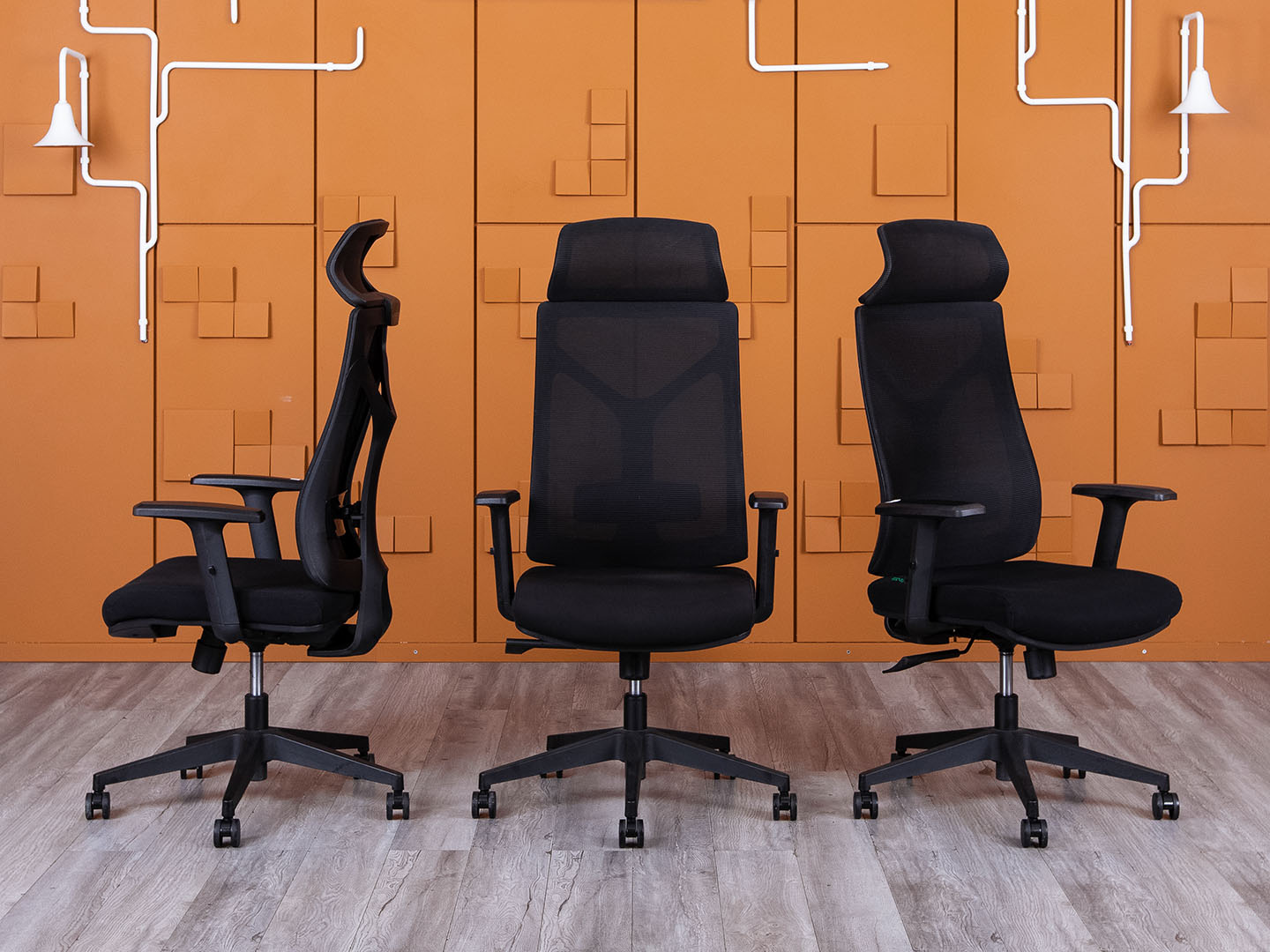 Офисное кресло руководителя   Сетка Черный   (КРСЧ-25075)