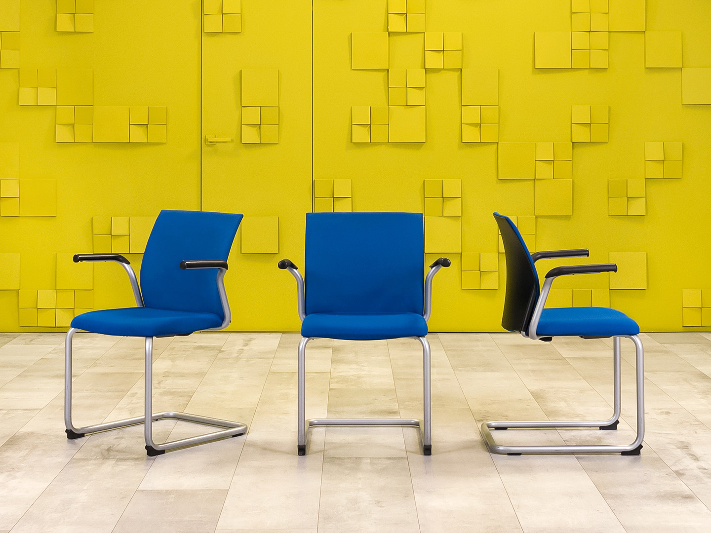 Конференц кресло для переговорной на полозьях Steelcase Ткань Синий Франция_КДТН1-281024