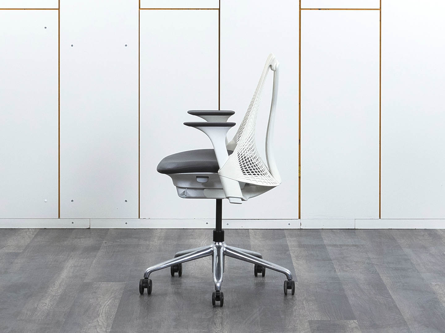 Стул herman miller sayl