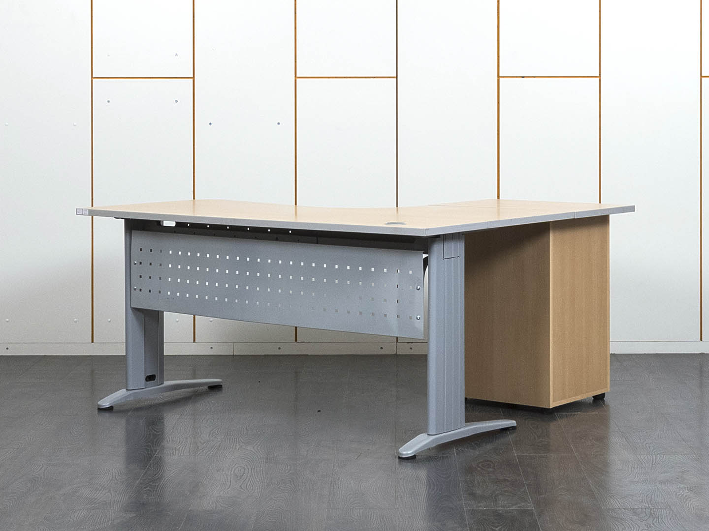 Комплект офисной мебели стол с тумбой  1 600х900х740 ЛДСП Ольха   (СПУЛКЛ-06041)
