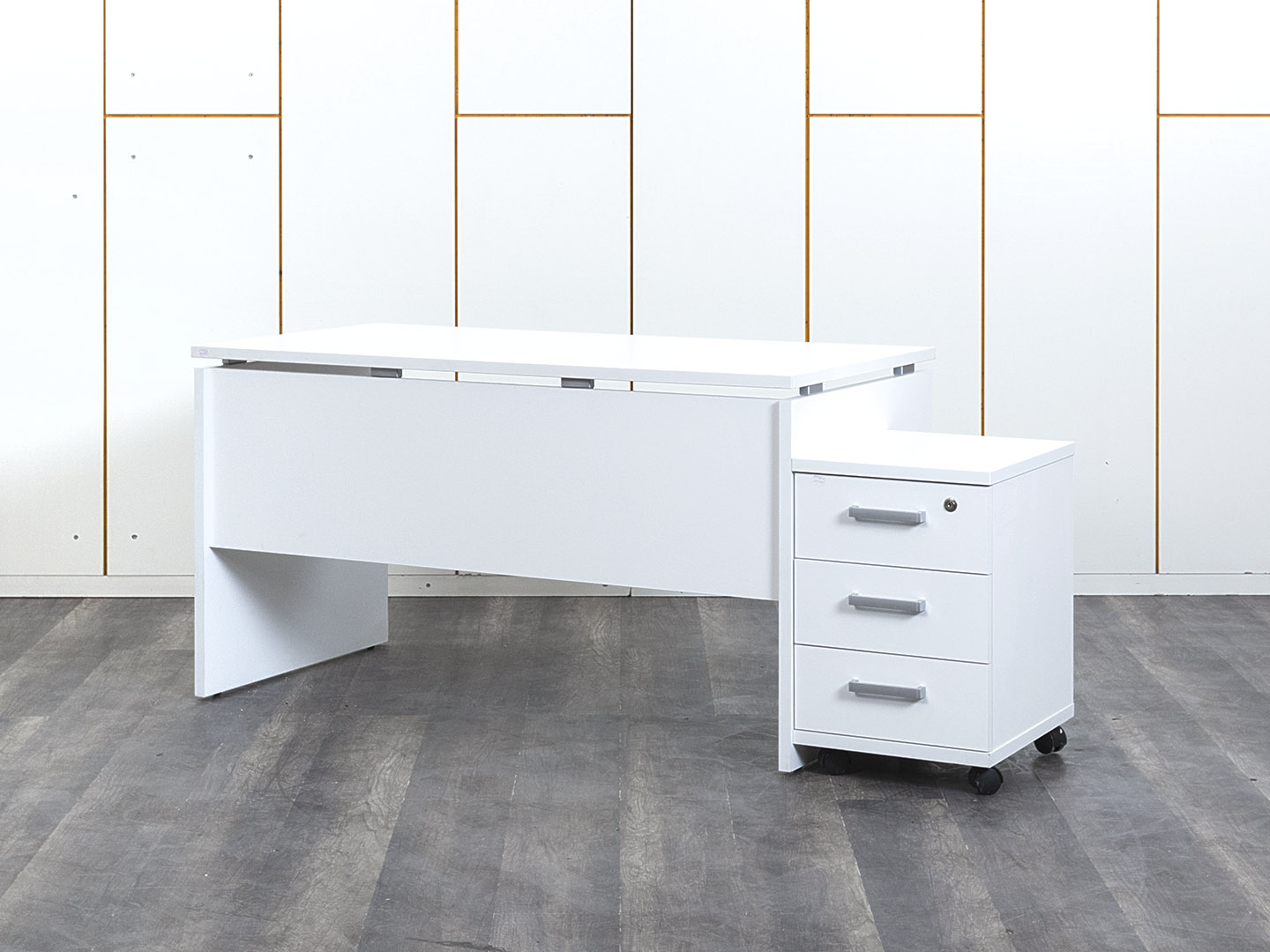 Комплект офисной мебели стол с тумбой  1 400х700х750 ЛДСП Белый   (СППБк-25103)