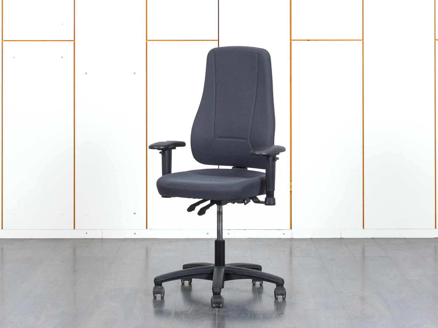 Кресло для руководителя easy chair 590 tc черное