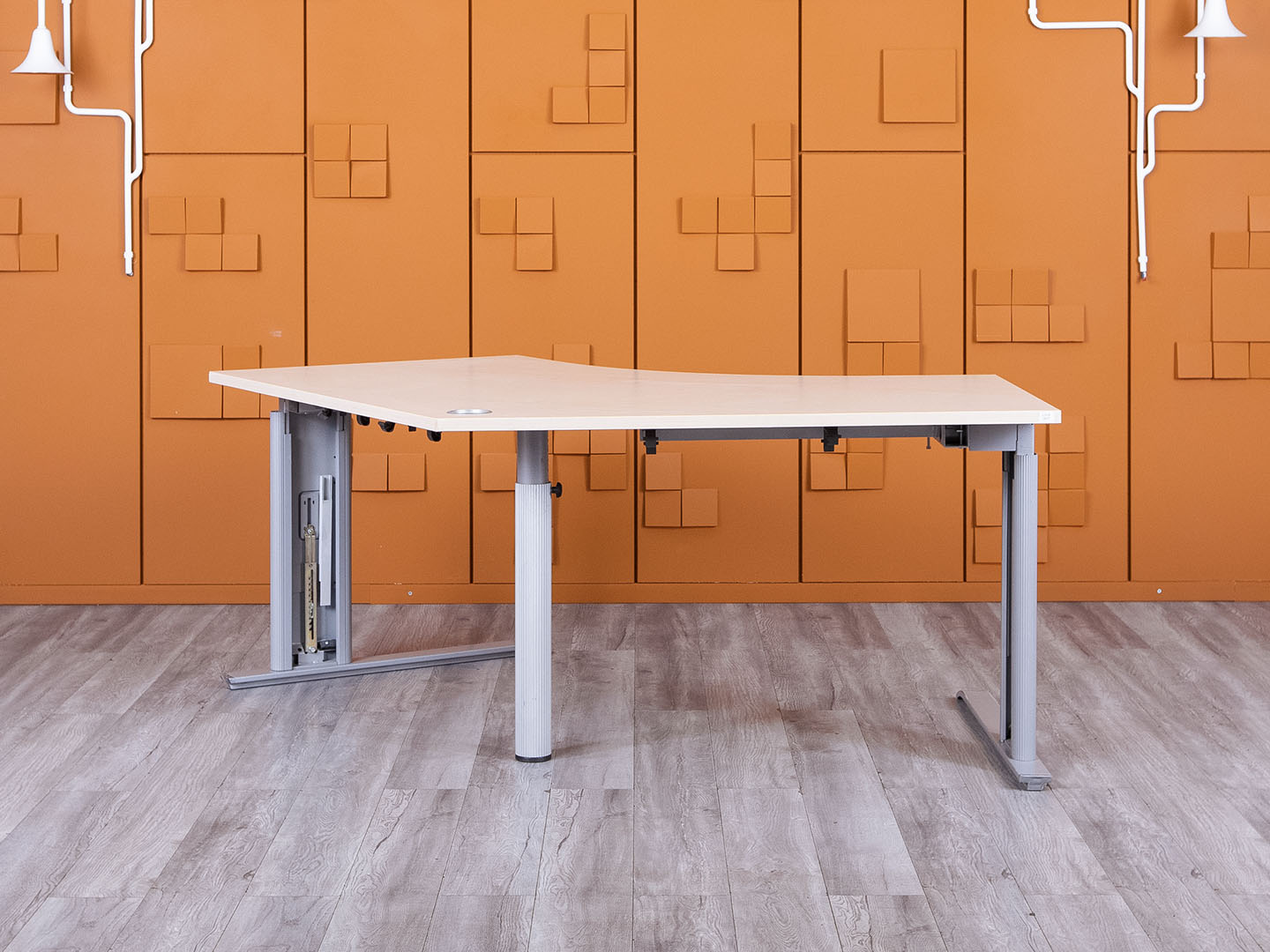 Офисный стол угловой Bene 2 040х1 200х750 ЛДСП Клен   (СПУВ-14055)