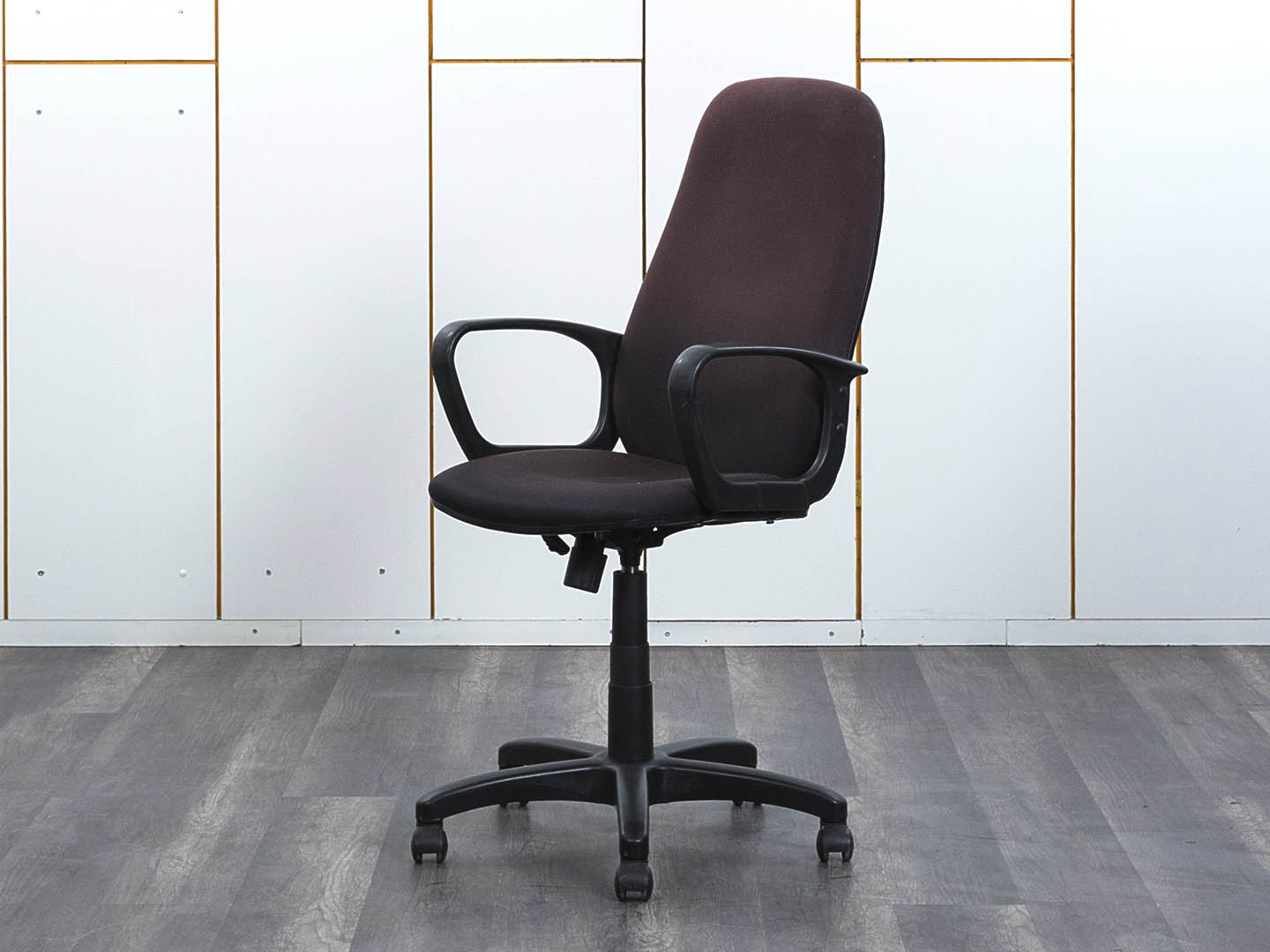 Офисное кресло руководителя   Ткань Коричневый   (КРТК1-25112уц)