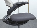 Офисное кресло руководителя  Knoll Ткань Серый Generation  (КРТС-22101)