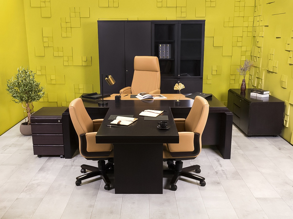 Кабинет руководителя Dazato Шпон Венге Италия