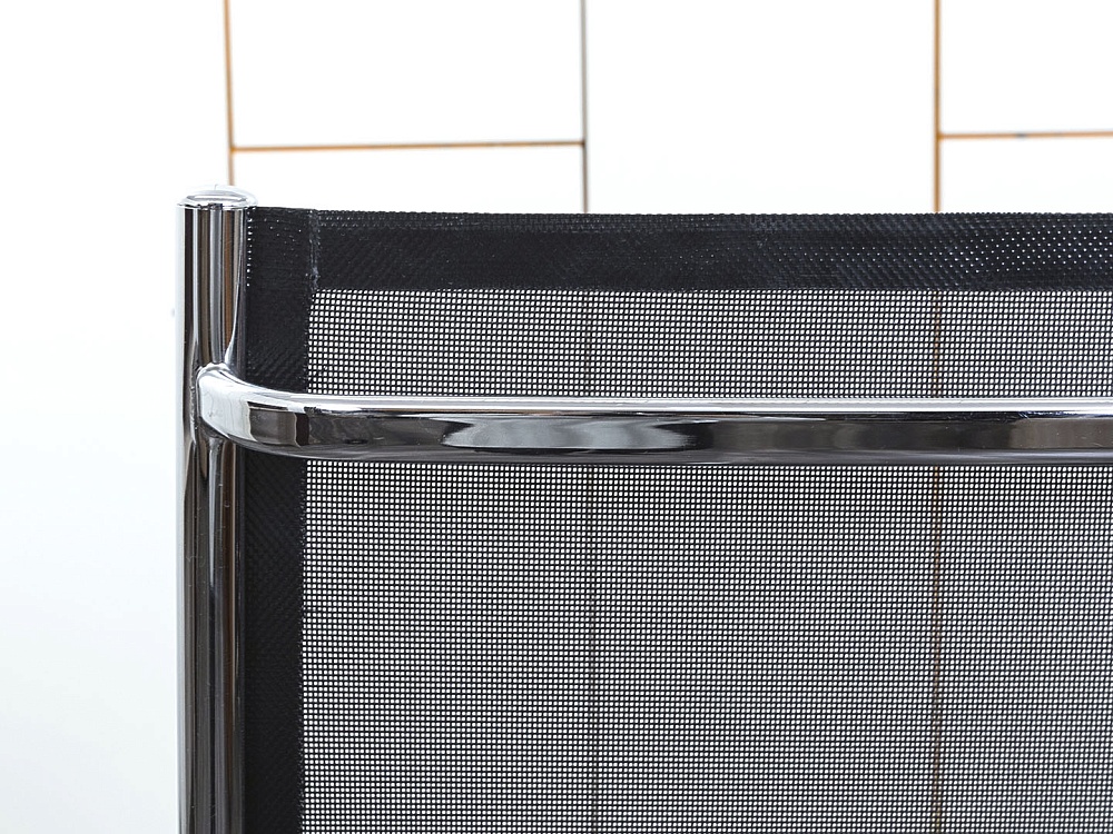 Офисное кресло руководителя  LUXY Сетка Черный LIGHT-MESH/A  (КРСЧ-05042)