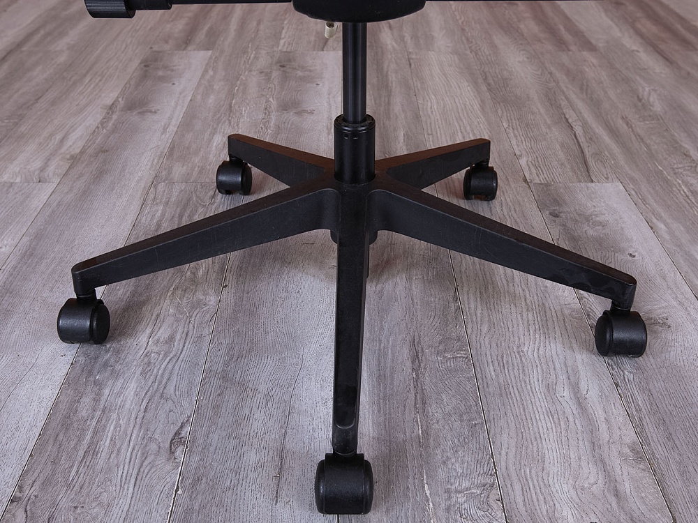 Офисное кресло для персонала  SteelCase Ткань Серый   (КПТС-25123)