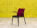 Конференц кресло для переговорной на ножках Steelcase Ткань Чёрный; Красный Франция_КНТЧ2-240923