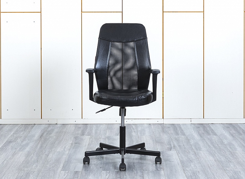 Офисное кресло для персонала   Кожзам Черный   (КПКЧ-25123)