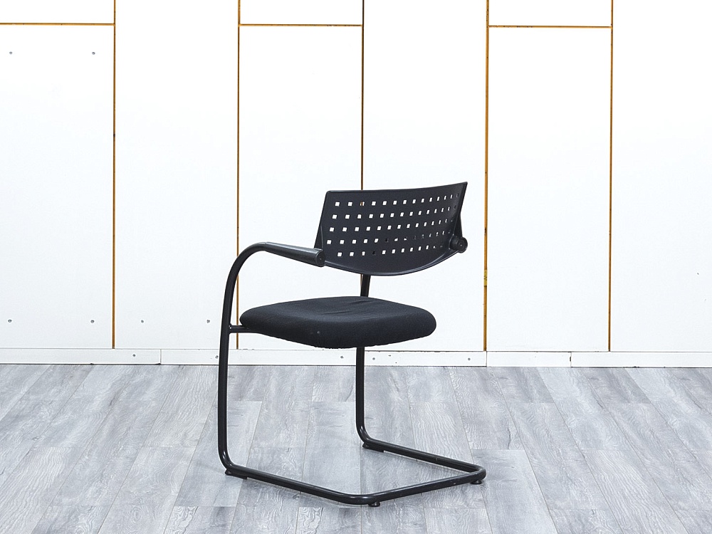 Конференц кресло для переговорной  Черный Ткань VITRA VISAVIS 2  (КДТЧ1-28113)
