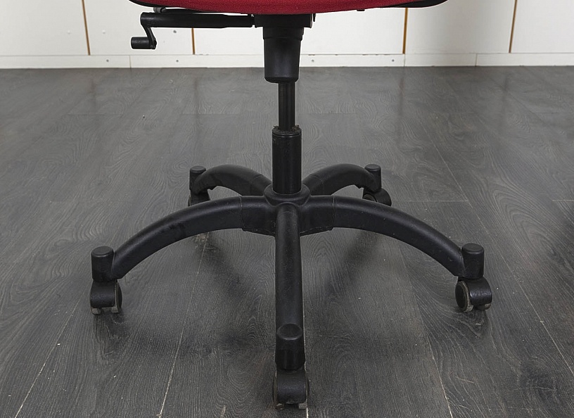 Офисное кресло для персонала   Ткань Красный   (КПТК-23041)