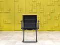 Конференц кресло для переговорной на полозьях Steelcase Ткань Коричневый Франция_КДТК-291223