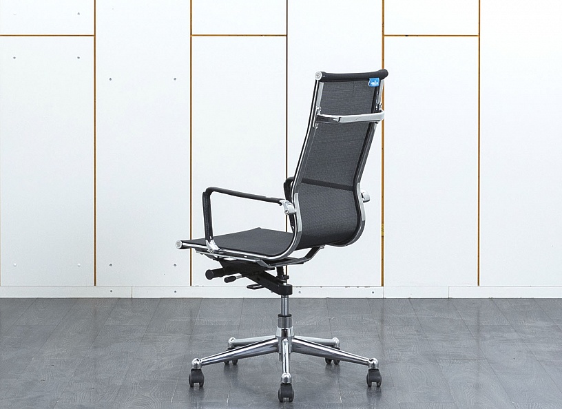 Офисное кресло руководителя   Ткань Черный   (КРТЧ5-06121)