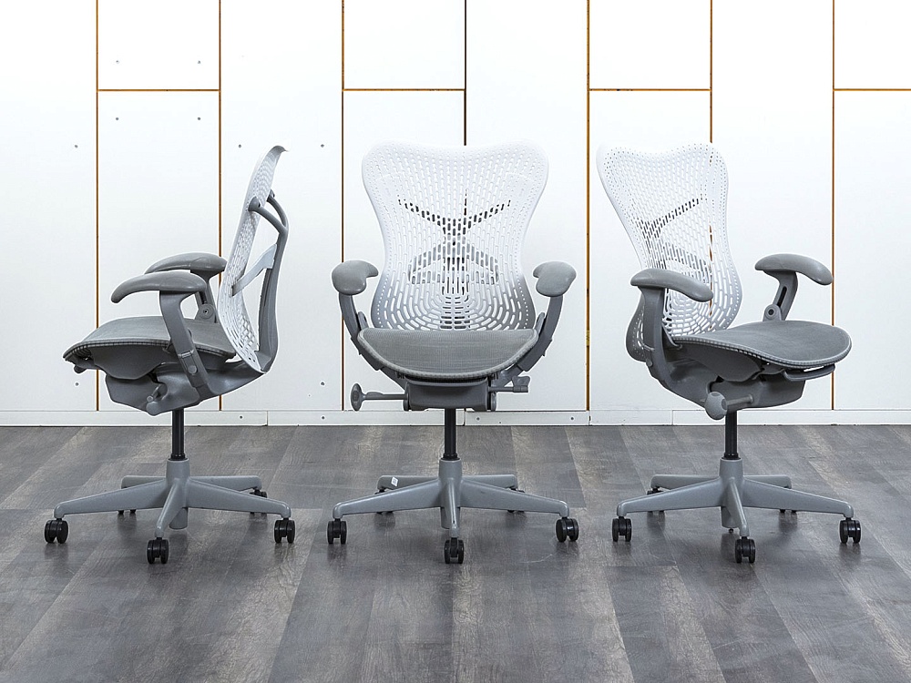 Офисное кресло руководителя  Herman Miller Сетка Белый Mirra  (КРСБ-13112)