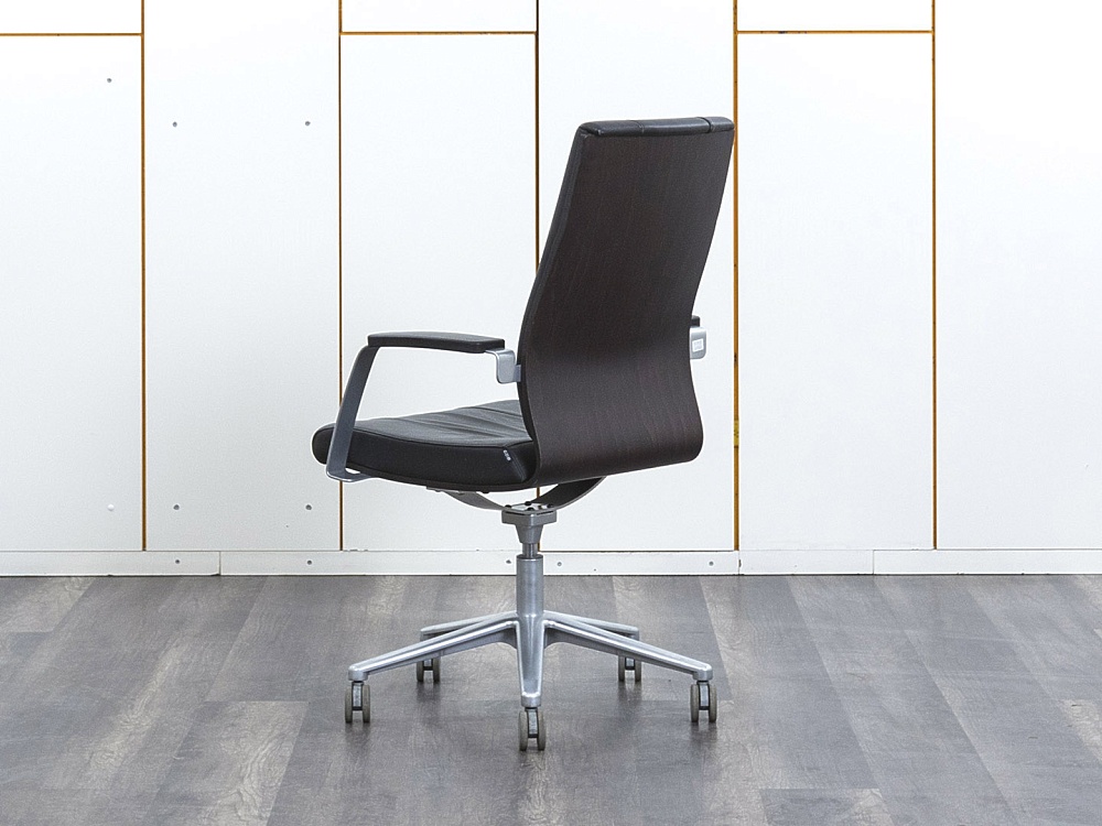 Офисное кресло руководителя  Sitland  Кожа Черный Madera B  (КРКЧ-10082)