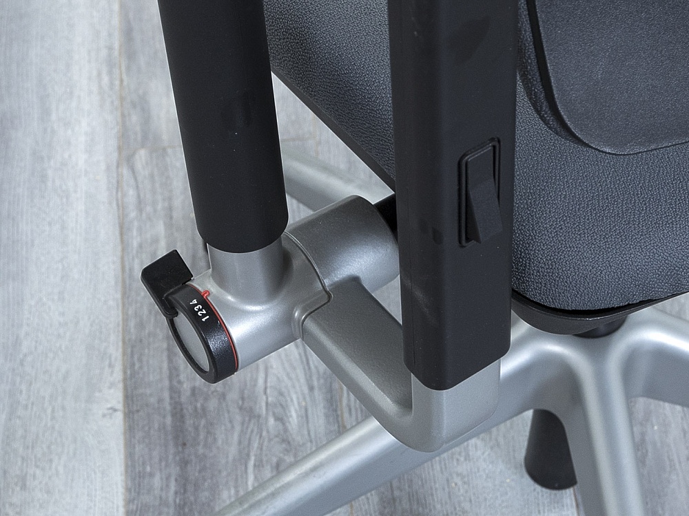 Офисное кресло руководителя  SteelCase Ткань Серый Please 2 Ergonomic  (КРТС-14113)