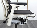 Офисное кресло руководителя  Herman Miller Ткань Серый Embody  (КРТС-03032уц)