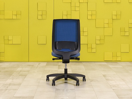 Офисное кресло для персонала на колесах Steelcase Ткань Синий Франция_КПТН-011023