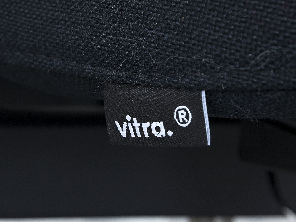 Офисное кресло для персонала  VITRA Ткань Черный   (КПСЧ-01123)