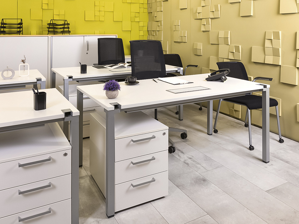 Комплект офисной мебели стол с тумбой  Steelcase ЛДСП Белый Франция  СППБТ-04026