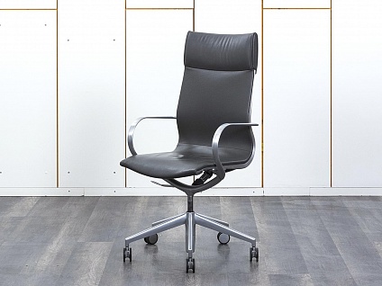 Офисное кресло руководителя  Bartoli Design Кожа Серый Mercury HB  (КРКС-24052)
