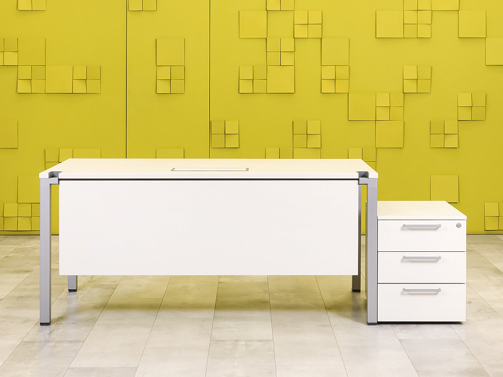 Комплект офисной мебели стол с тумбой  Steelcase ЛДСП Белый Франция  СППБТ2-04026