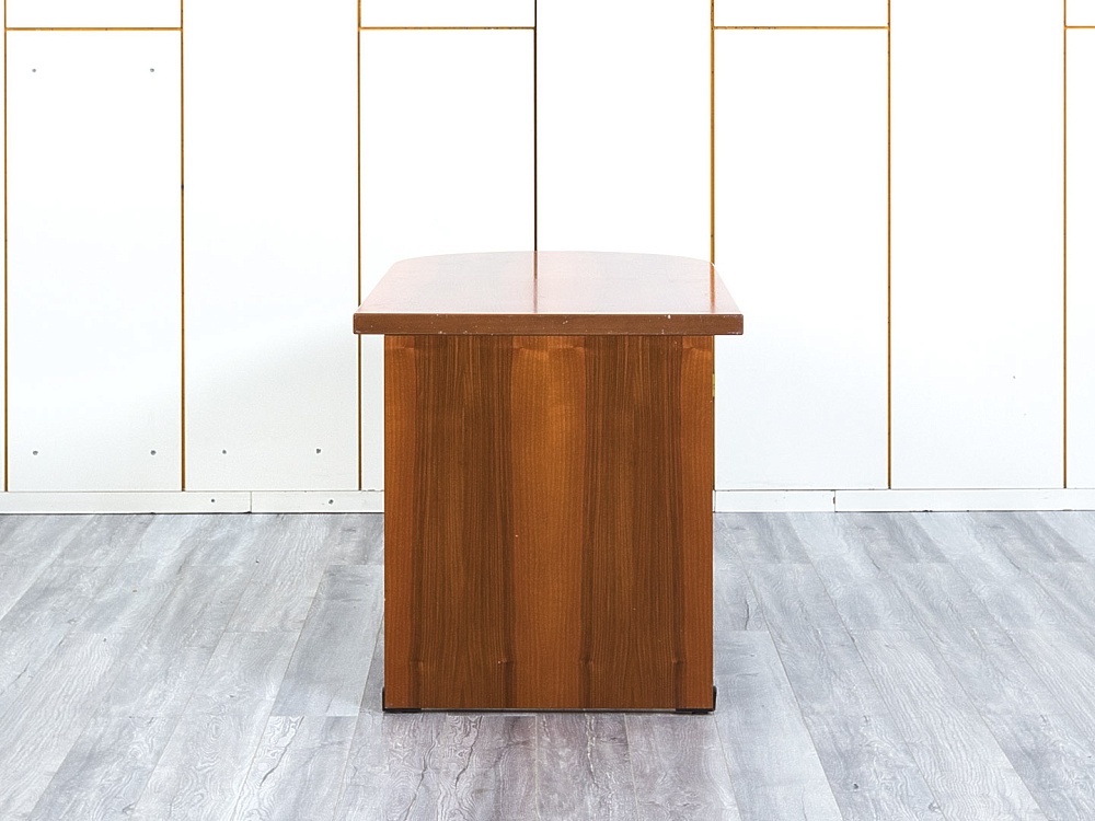 Офисный стол для переговоров  1 400х700х725 ЛДСП Орех   (БХ-10113)