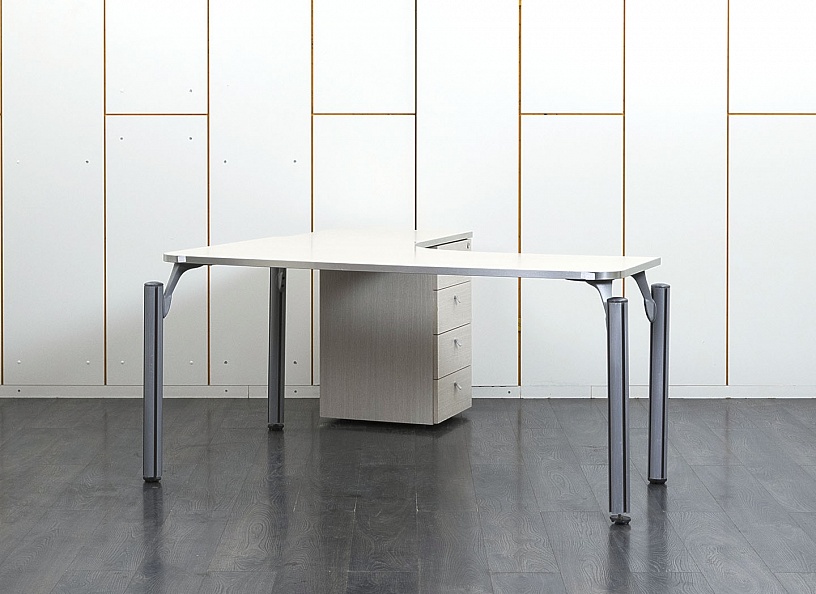 Комплект офисной мебели стол с тумбой  1 600х1 600х750 ЛДСП Зебрано   (СПУЗКп-09111)