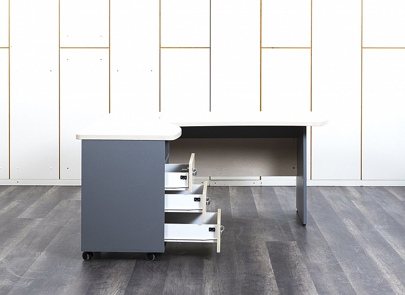 Комплект офисной мебели стол с тумбой Berlin 1 600х1 600х730 ЛДСП Бук   (СПУВКл-22072)