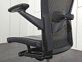 Офисное кресло руководителя  Haworth Кожа Черный Comforto  (КРКЧ-31051)