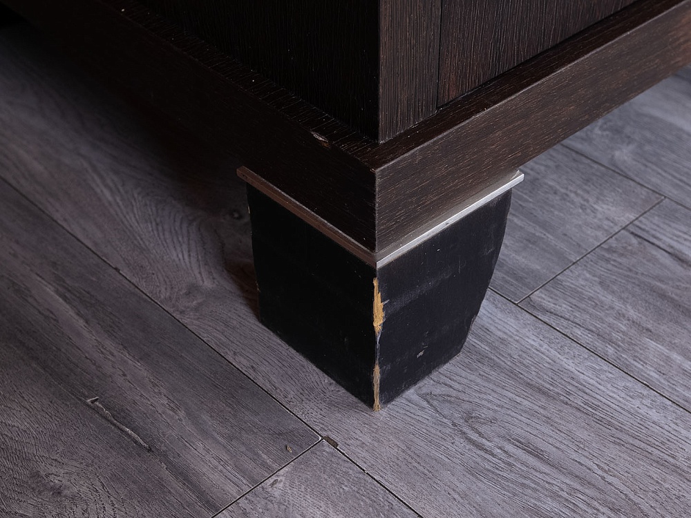 Шкаф для документов  1 200х600х1 160 Шпон Венге   (ШД2ДЕК-08075)