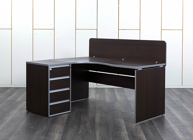 Комплект офисной мебели стол с тумбой  1 600х1 345х750 ЛДСП Венге   (СПУЕК-26082)
