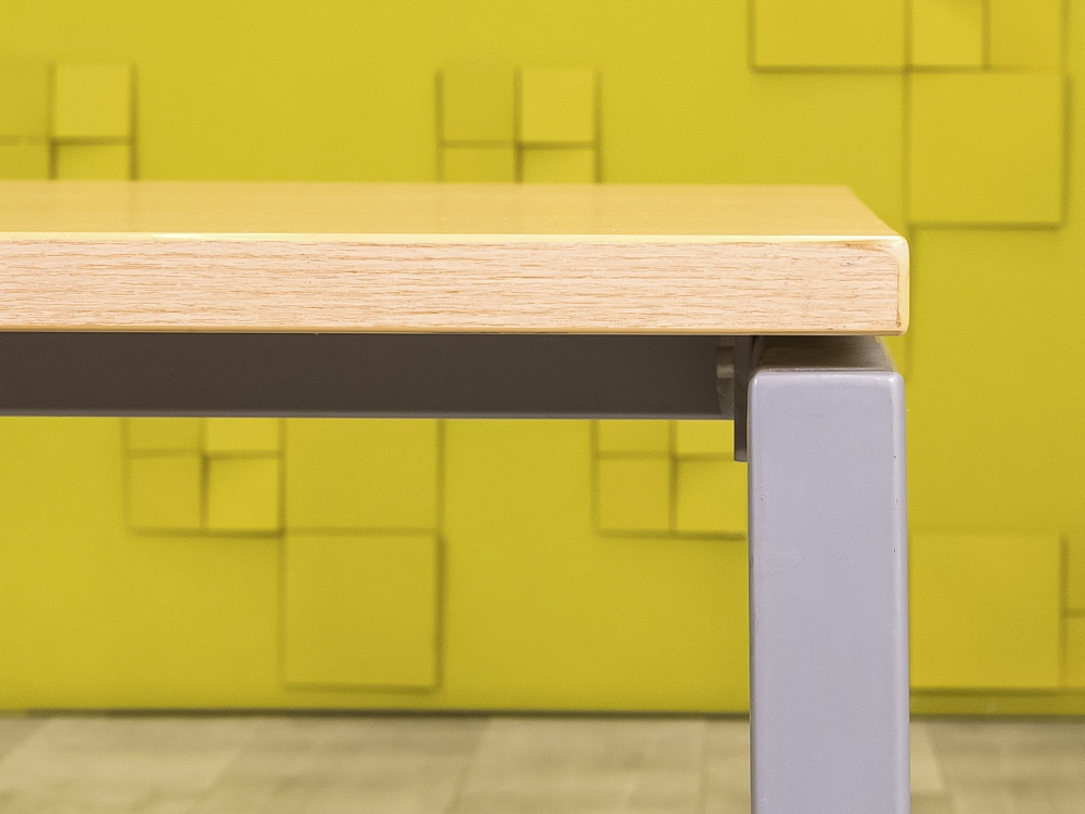 Комплект офисной мебели стол с тумбой  ЛДСП Зебрано  СППЗТ-27115