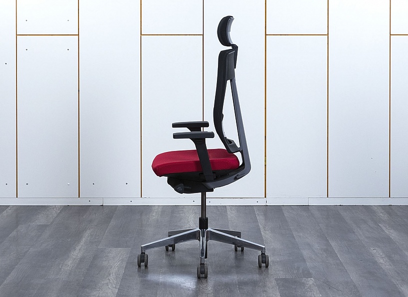 Офисное кресло руководителя  Profim Сетка Красный Xenon  (КРСК-30053)