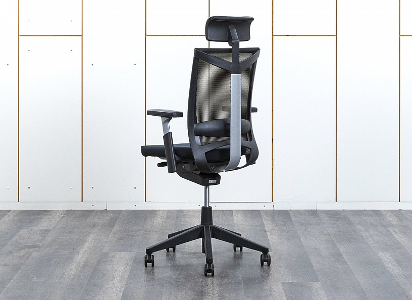 Офисное кресло руководителя  Haworth Ткань Зеленый Comforto  (КРТЗ-04110)