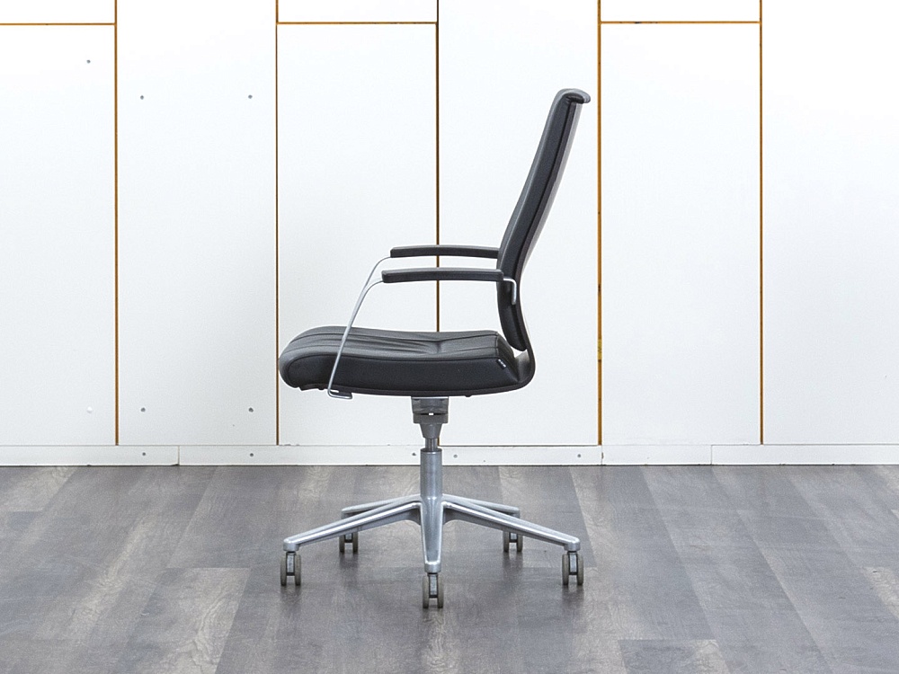Офисное кресло руководителя  Sitland  Кожа Черный Madera B  (КРКЧ-10082)